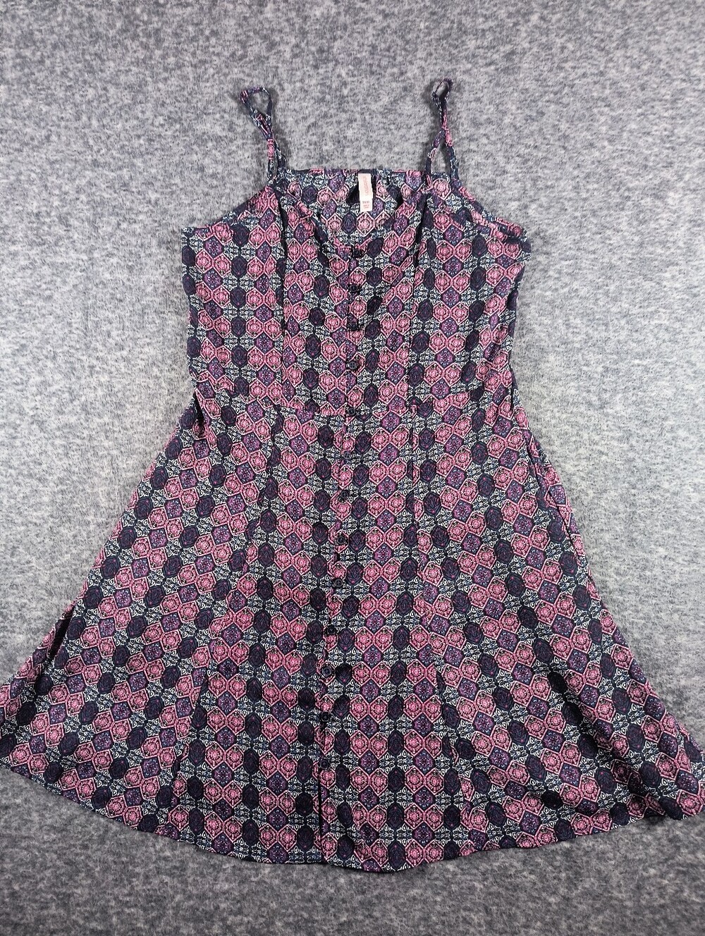 🔥 Bundle 2 For $7🔥 Xhilaration sun dress with tie back, pockets, junior medium
